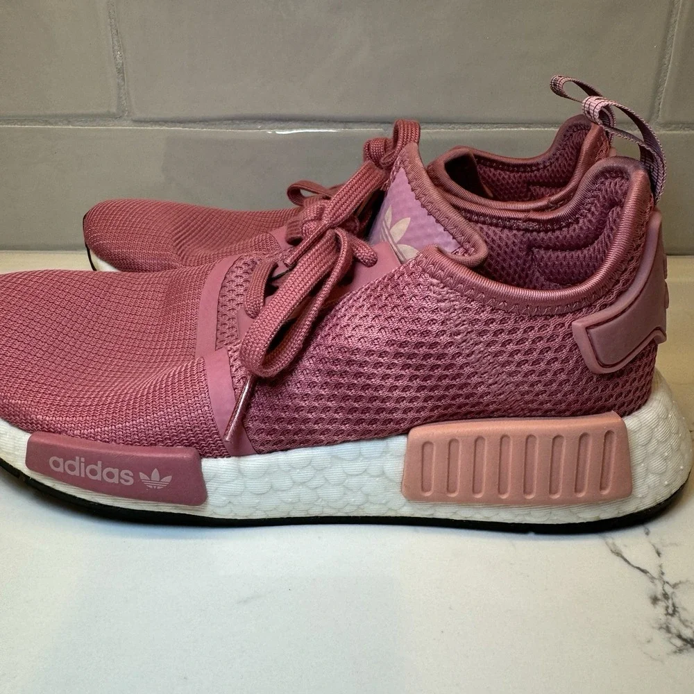 Adidas Women's NMD‎ R1 Shoes Trace Pink Size 7.5
